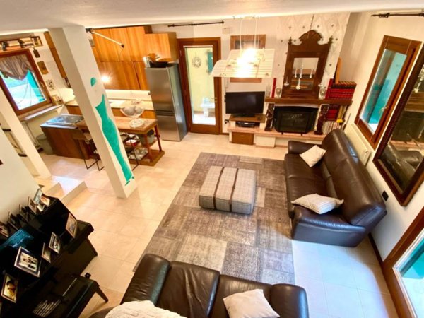 casa indipendente in vendita a Casier