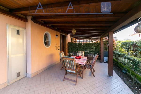 casa indipendente in vendita a Casier