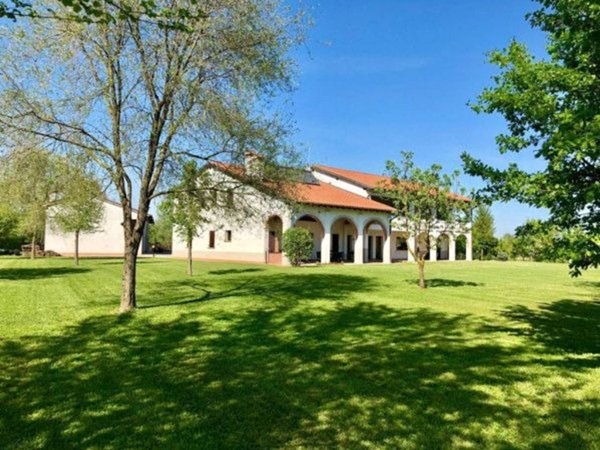 casa indipendente in vendita a Casier