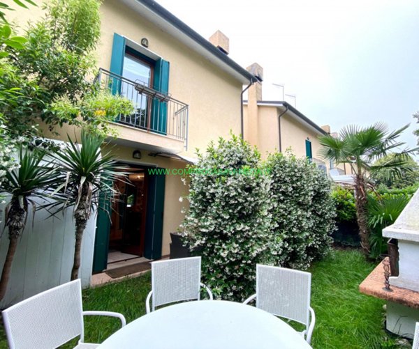 casa indipendente in vendita a Casier