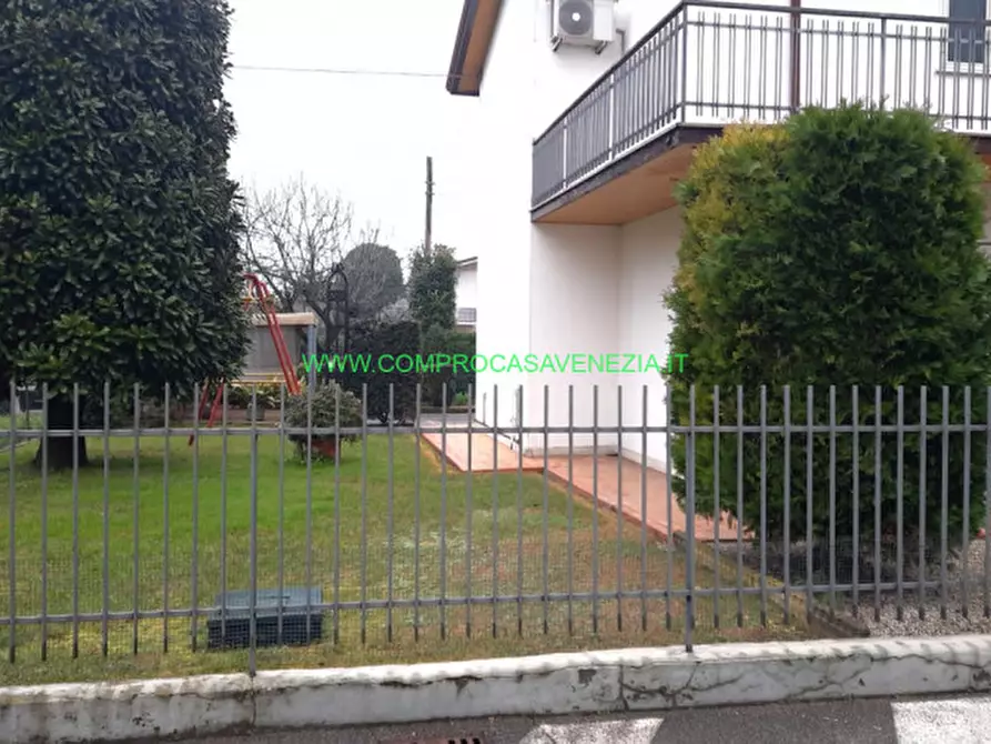 casa indipendente in vendita a Casier in zona Dosson