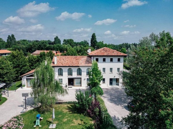 casa indipendente in vendita a Casier