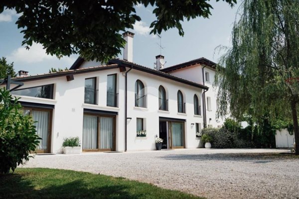 casa indipendente in vendita a Casier