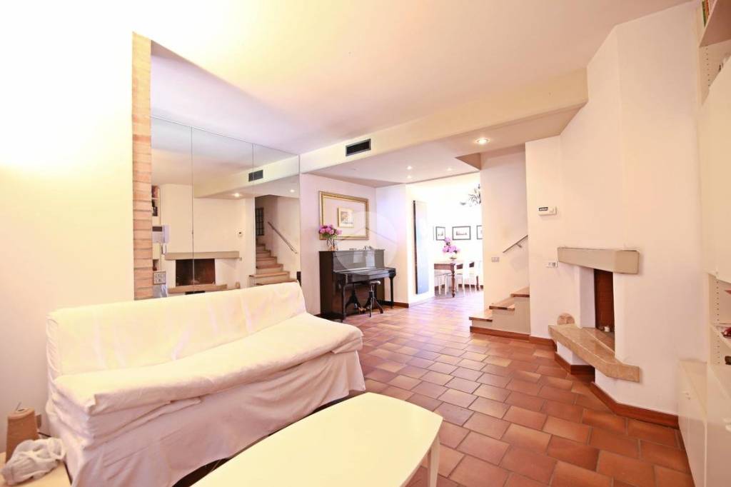 casa indipendente in vendita a Casier in zona Dosson