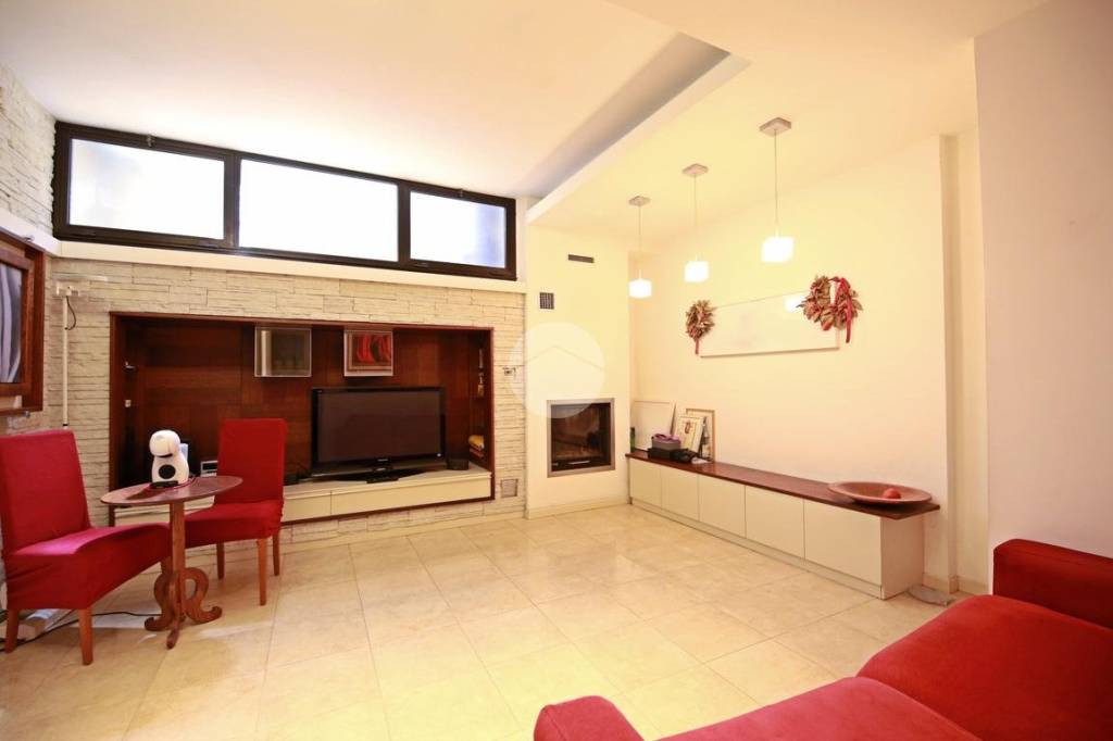 casa indipendente in vendita a Casier in zona Dosson