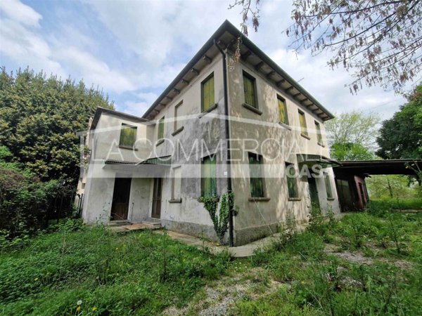 casa indipendente in vendita a Casier