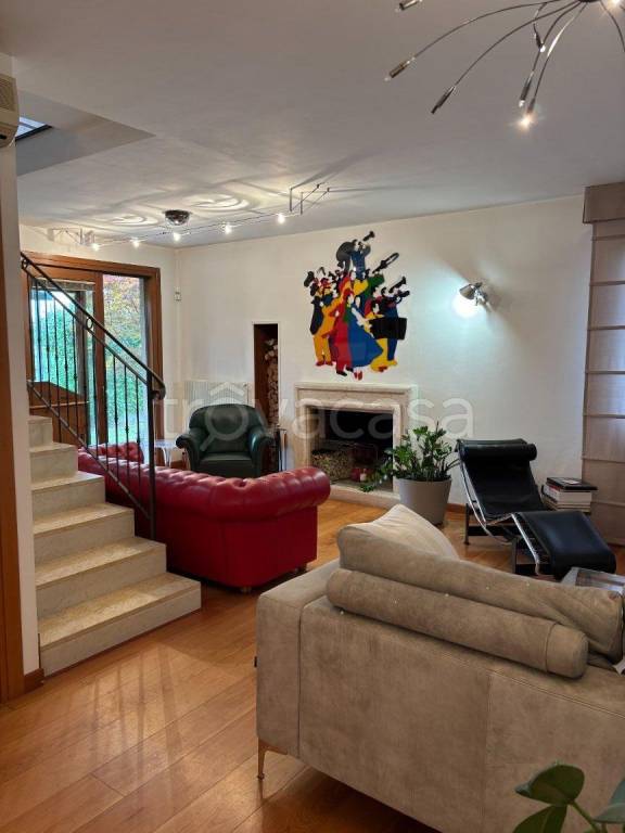 casa indipendente in vendita a Casier