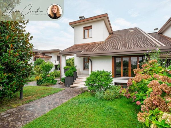 casa indipendente in vendita a Casier in zona Dosson
