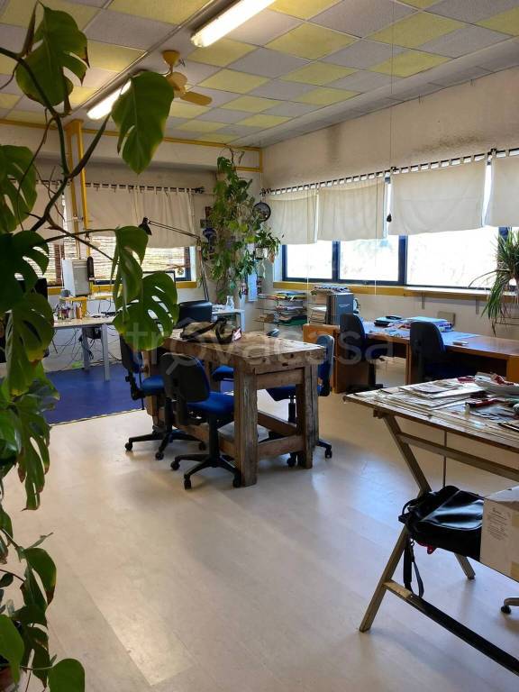 locale commerciale in vendita a Casier in zona Dosson