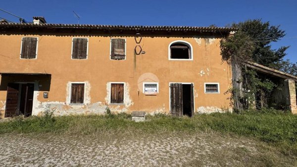 casa indipendente in vendita a Casier