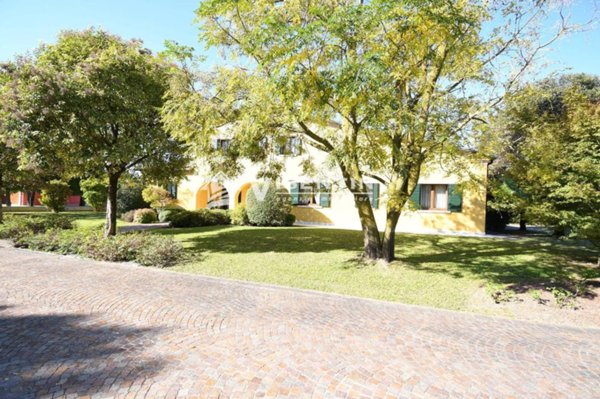 casa indipendente in vendita a Casier in zona Dosson