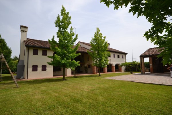 casale in vendita a Casier in zona Dosson