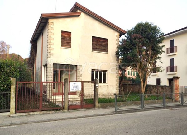 casa indipendente in vendita a Casier