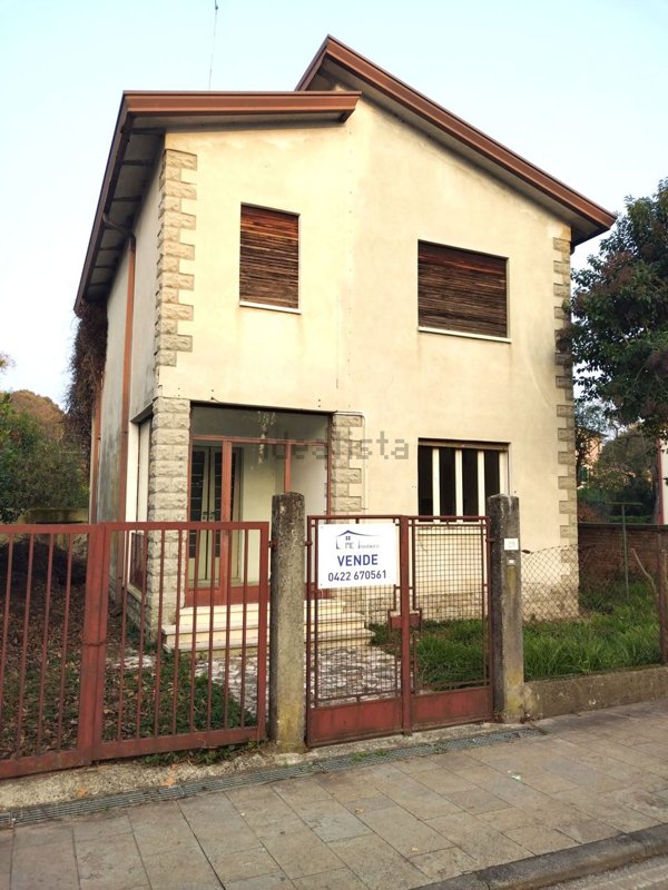 casa indipendente in vendita a Casier