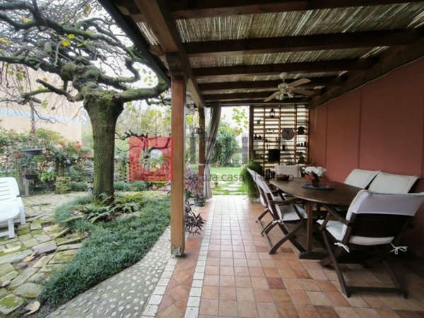 casa indipendente in vendita a Casier