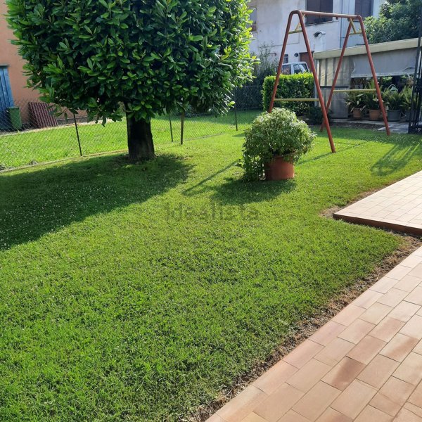 casa indipendente in vendita a Casier in zona Dosson