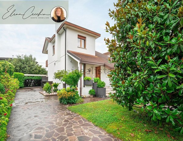 casa indipendente in vendita a Casier in zona Dosson