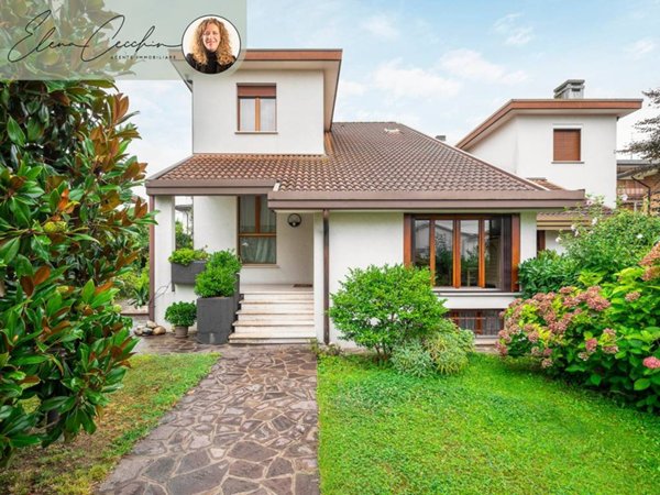 casa indipendente in vendita a Casier in zona Dosson