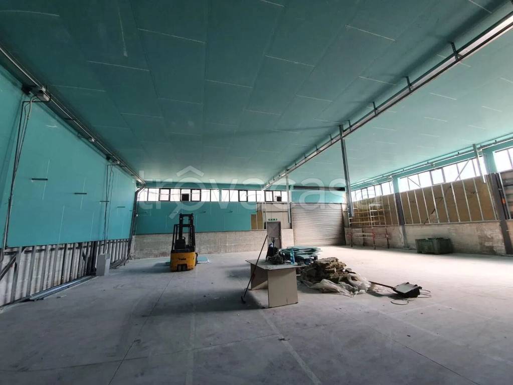 locale commerciale in vendita a Casier in zona Dosson