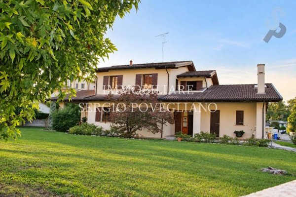 casa indipendente in vendita a Casier