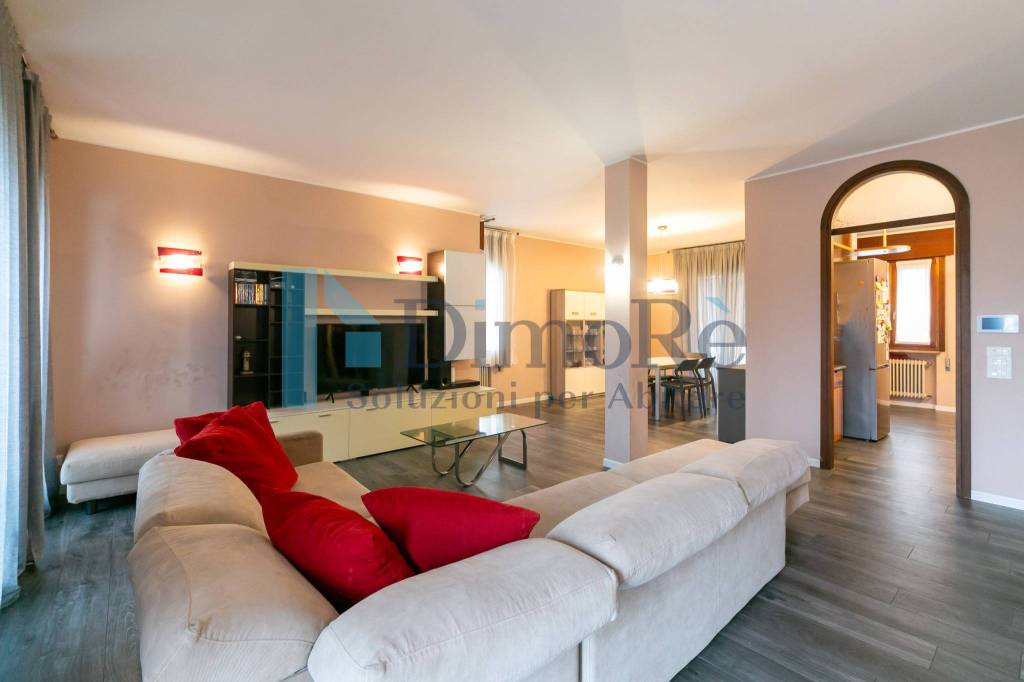 casa indipendente in vendita a Casier in zona Dosson