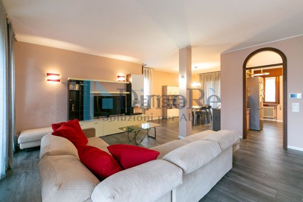 casa indipendente in vendita a Casier in zona Dosson