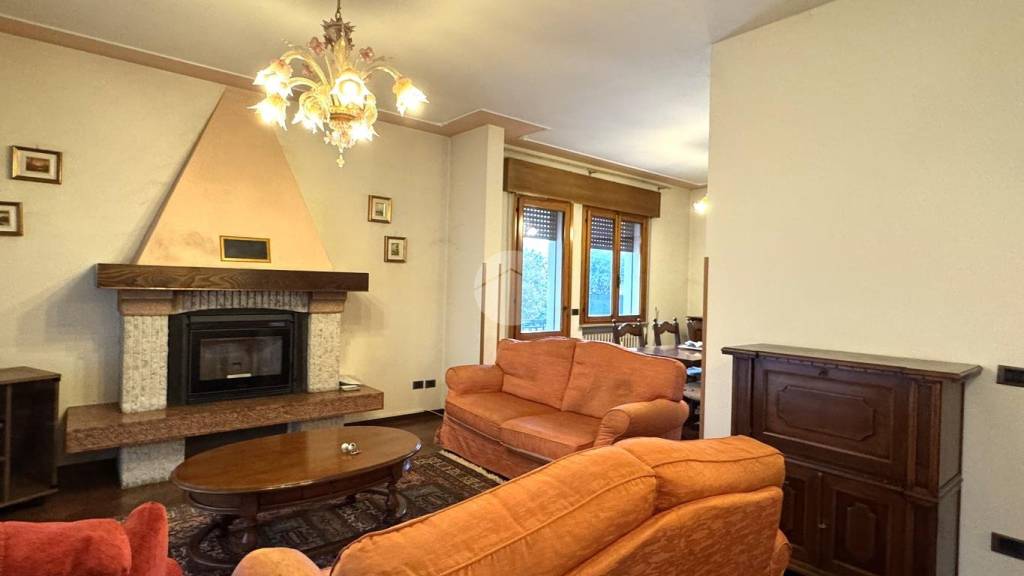 casa indipendente in vendita a Casier in zona Dosson