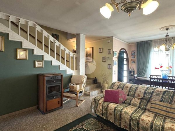 casa indipendente in vendita a Casier in zona Dosson