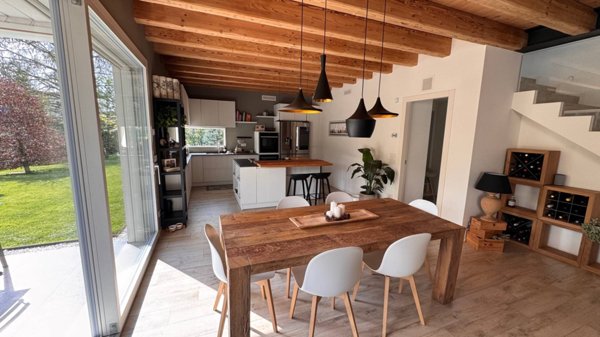 casa indipendente in vendita a Casier in zona Dosson