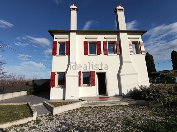 casa indipendente in vendita a Casier in zona Dosson