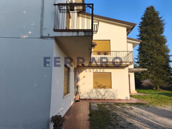 casa indipendente in vendita a Casier in zona Dosson