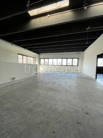 locale commerciale in vendita a Casier in zona Dosson