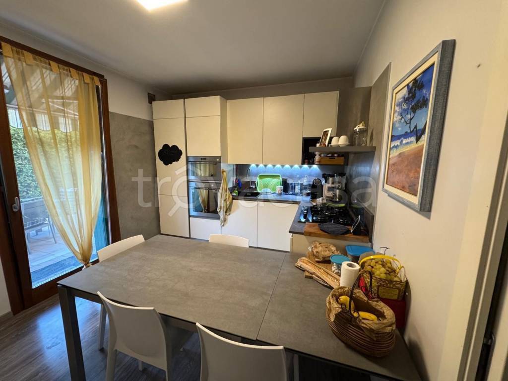 casa indipendente in vendita a Casier in zona Dosson