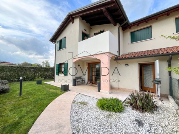 casa indipendente in vendita a Casier