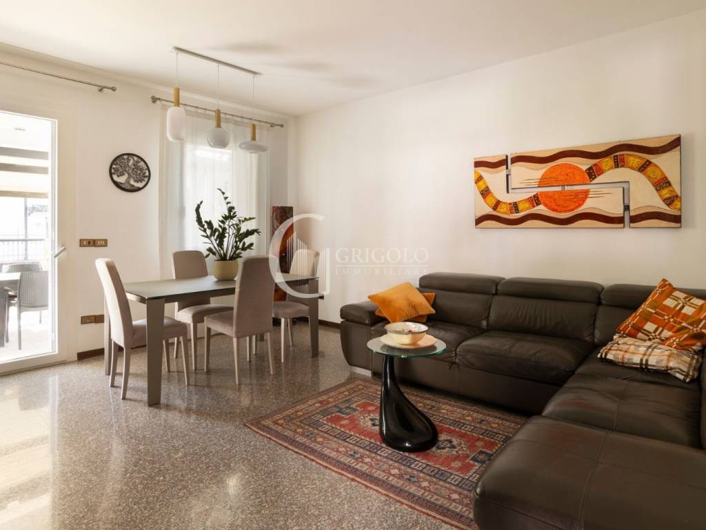 casa indipendente in vendita a Casier in zona Dosson