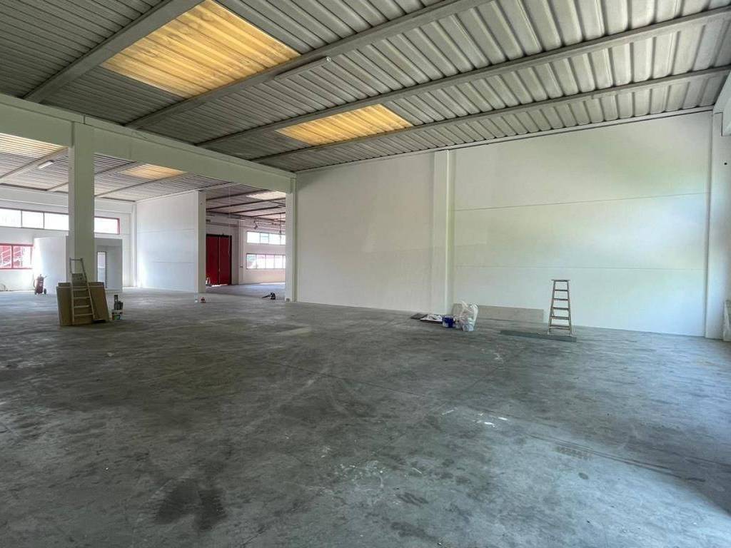 locale commerciale in vendita a Casier in zona Le Grazie