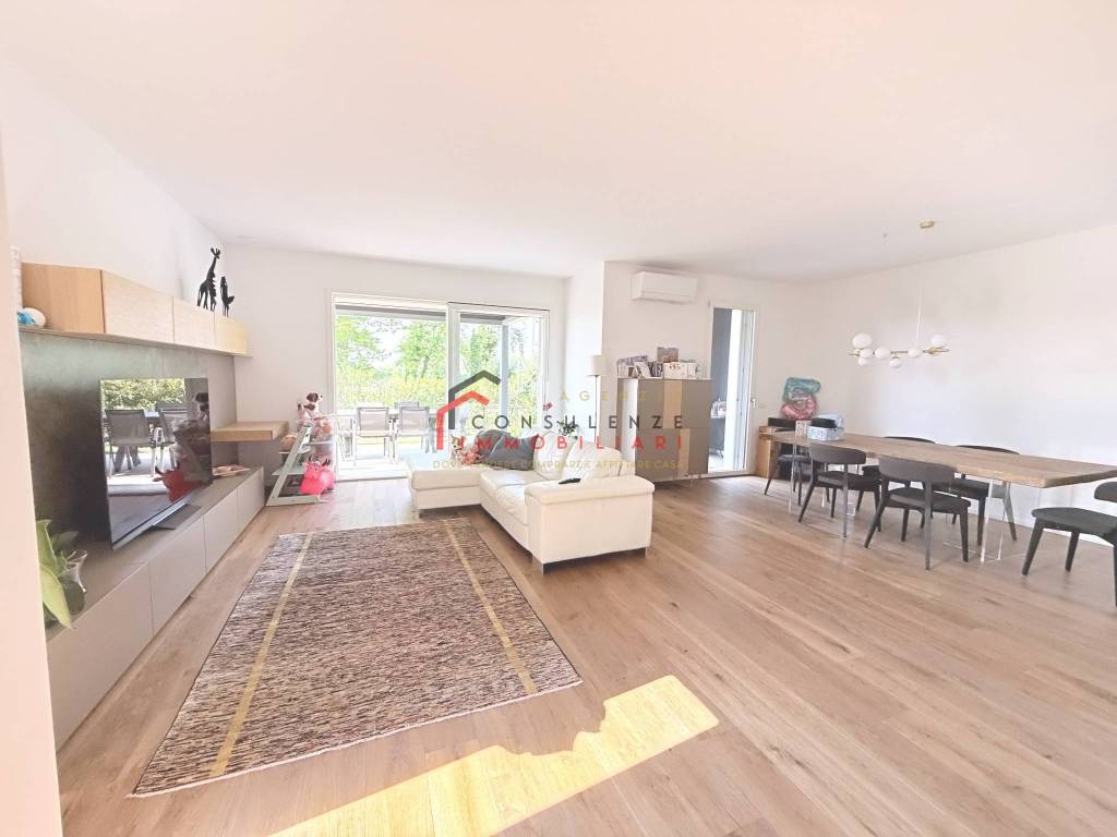 casa indipendente in vendita a Casier in zona Dosson
