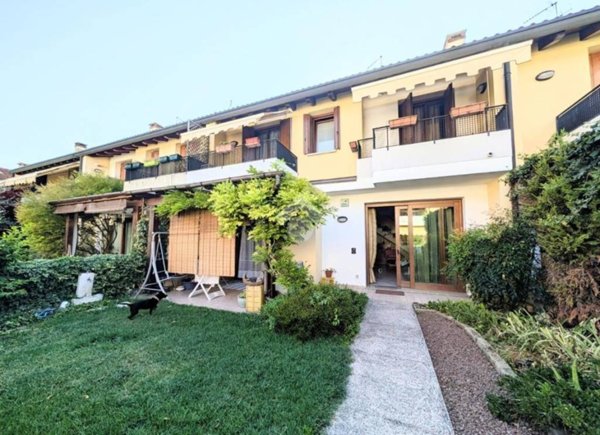 casa indipendente in vendita a Casier