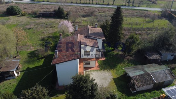 casa indipendente in vendita a Casier in zona Dosson