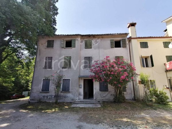 casa indipendente in vendita a Castelcucco