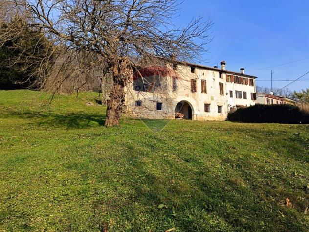casale in vendita a Castelcucco