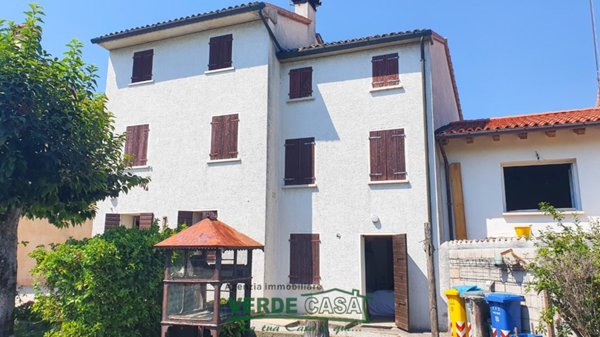 casa indipendente in vendita a Castelcucco
