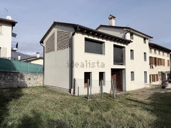 pentavano in vendita a Castelcucco