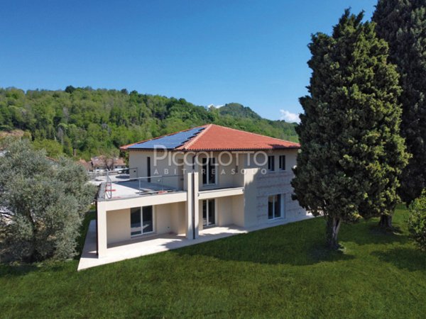 casa indipendente in vendita a Castelcucco