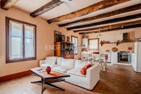 pentavano in vendita a Castelcucco