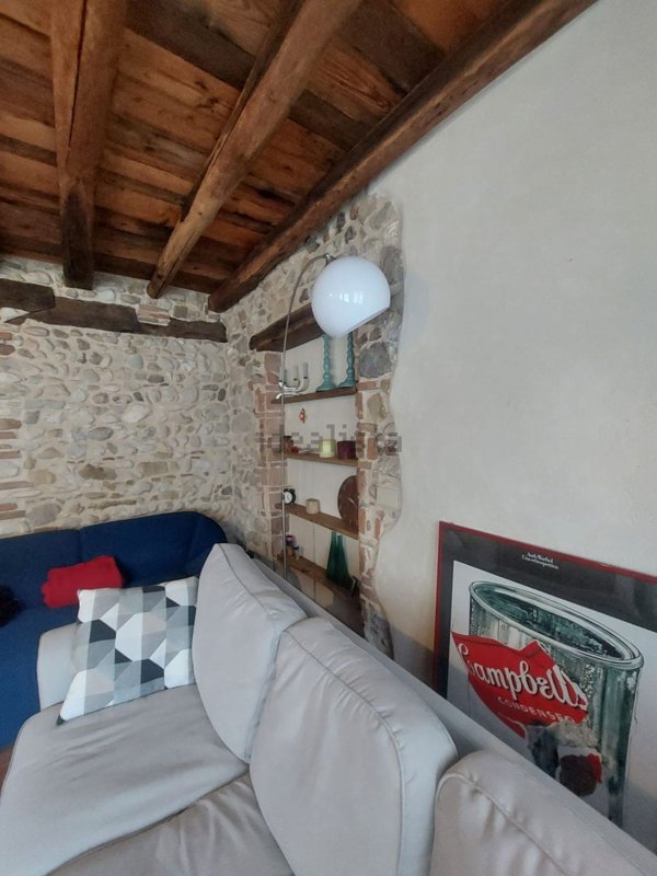 quadrivano in vendita a Castelcucco