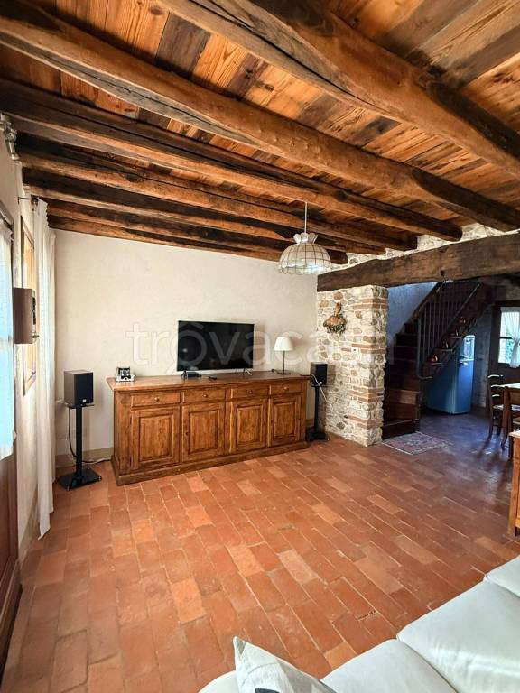 casa indipendente in vendita a Castelcucco
