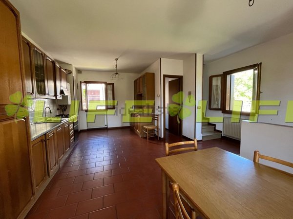 casa semindipendente in vendita a Castelcucco