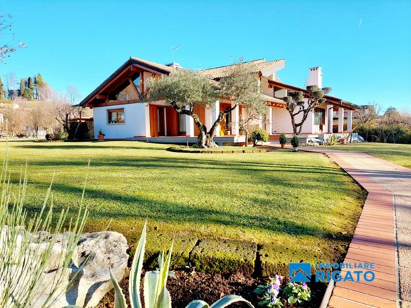 casa indipendente in vendita a Castelcucco