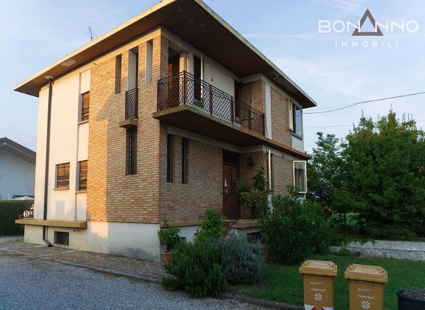 casa indipendente in vendita a Castelfranco Veneto